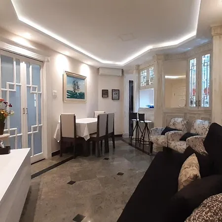 Lindo Flat No Edificio Cosmopolitan, Com Garagem E Piscina Apartment Santos  Exterior photo